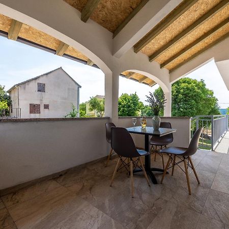 Apartmani Dupor Gornji Karin Zewnętrze zdjęcie