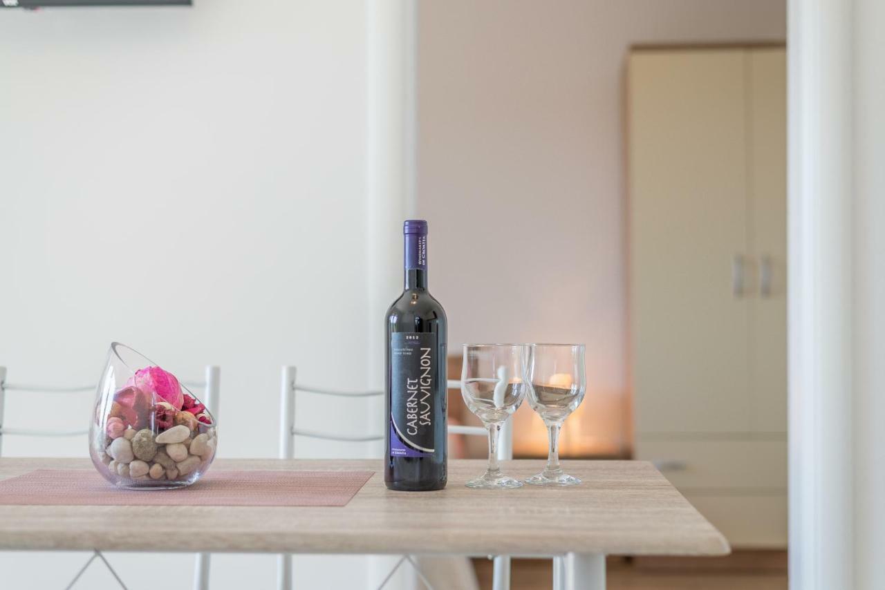 Apartmani Dupor Gornji Karin Zewnętrze zdjęcie