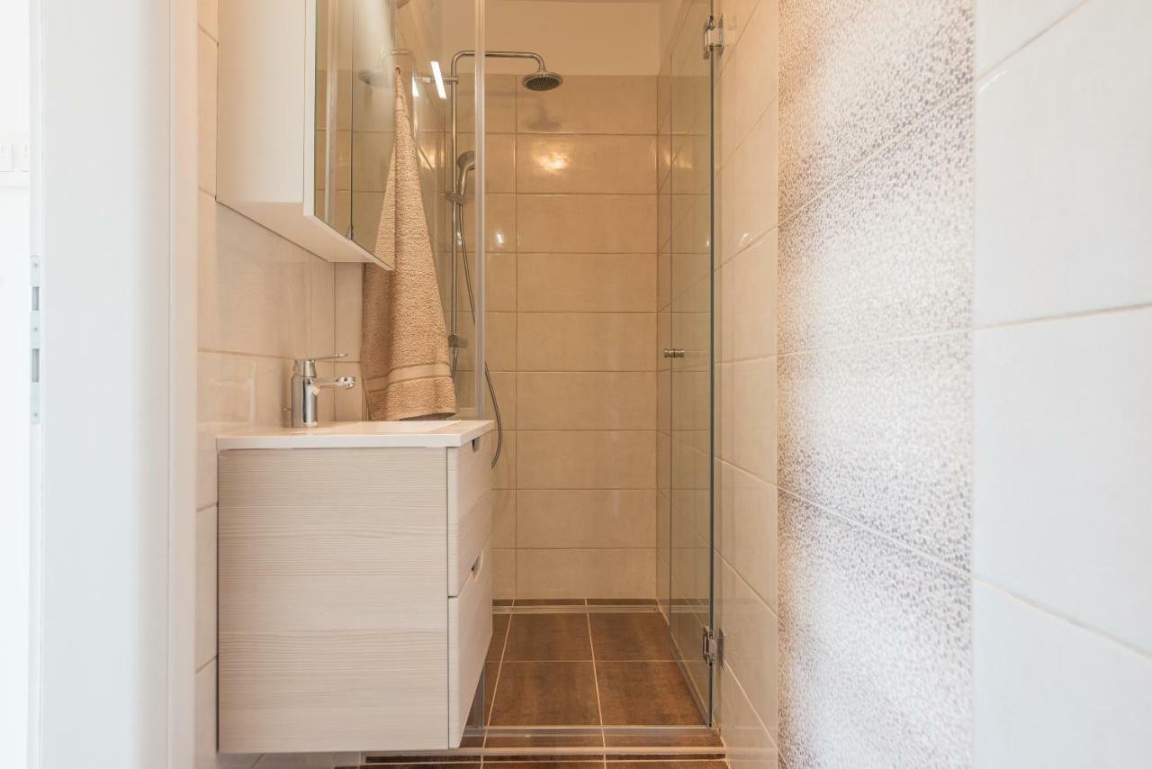 Apartmani Dupor Gornji Karin Zewnętrze zdjęcie