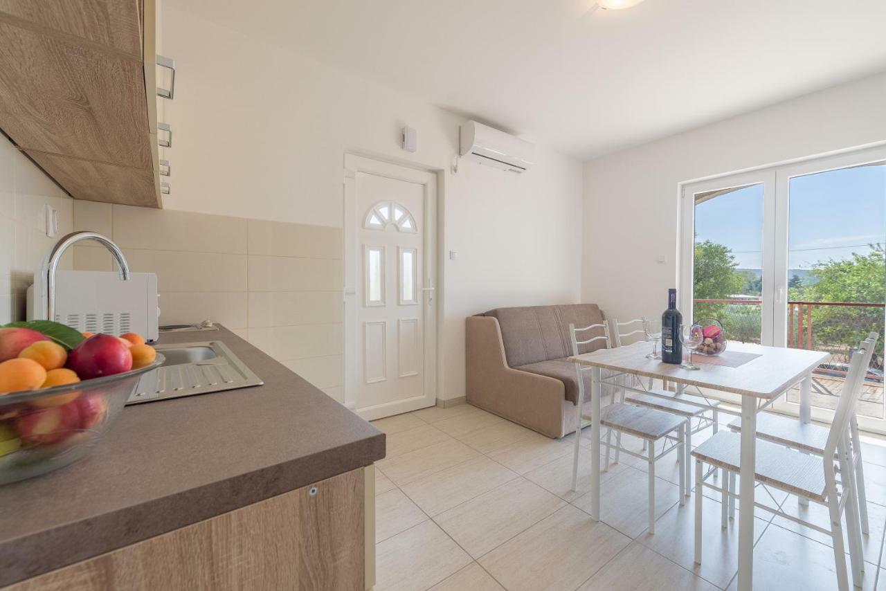 Apartmani Dupor Gornji Karin Zewnętrze zdjęcie