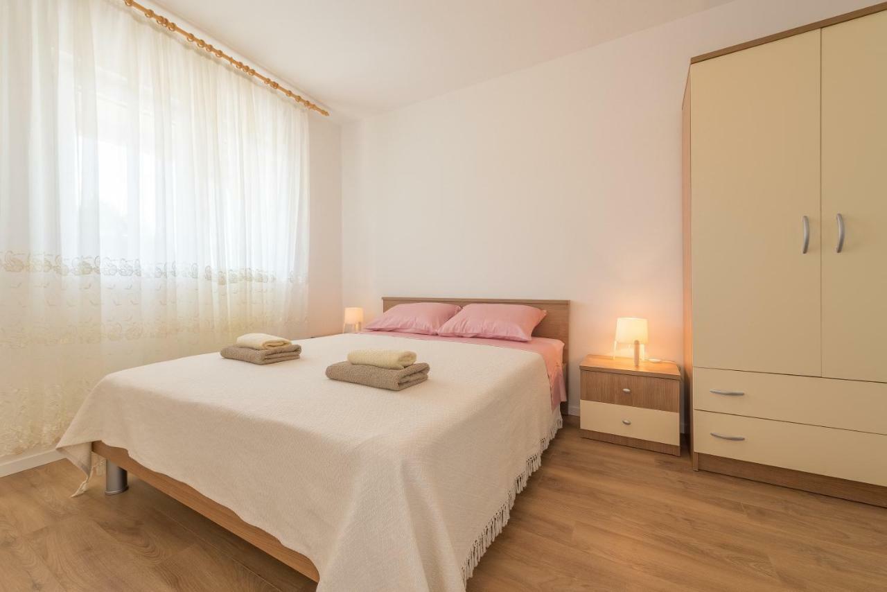 Apartmani Dupor Gornji Karin Zewnętrze zdjęcie