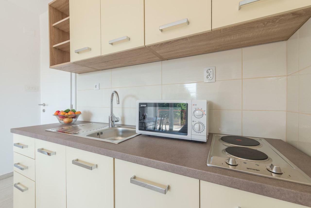Apartmani Dupor Gornji Karin Zewnętrze zdjęcie