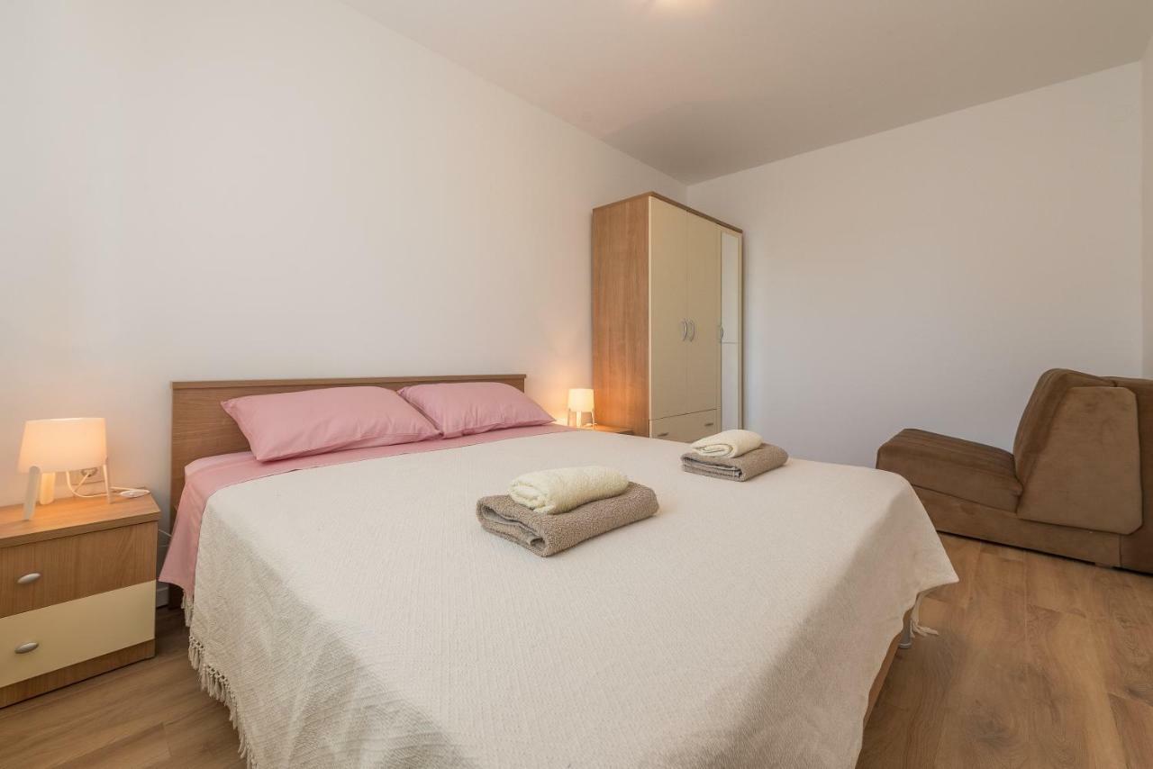 Apartmani Dupor Gornji Karin Zewnętrze zdjęcie