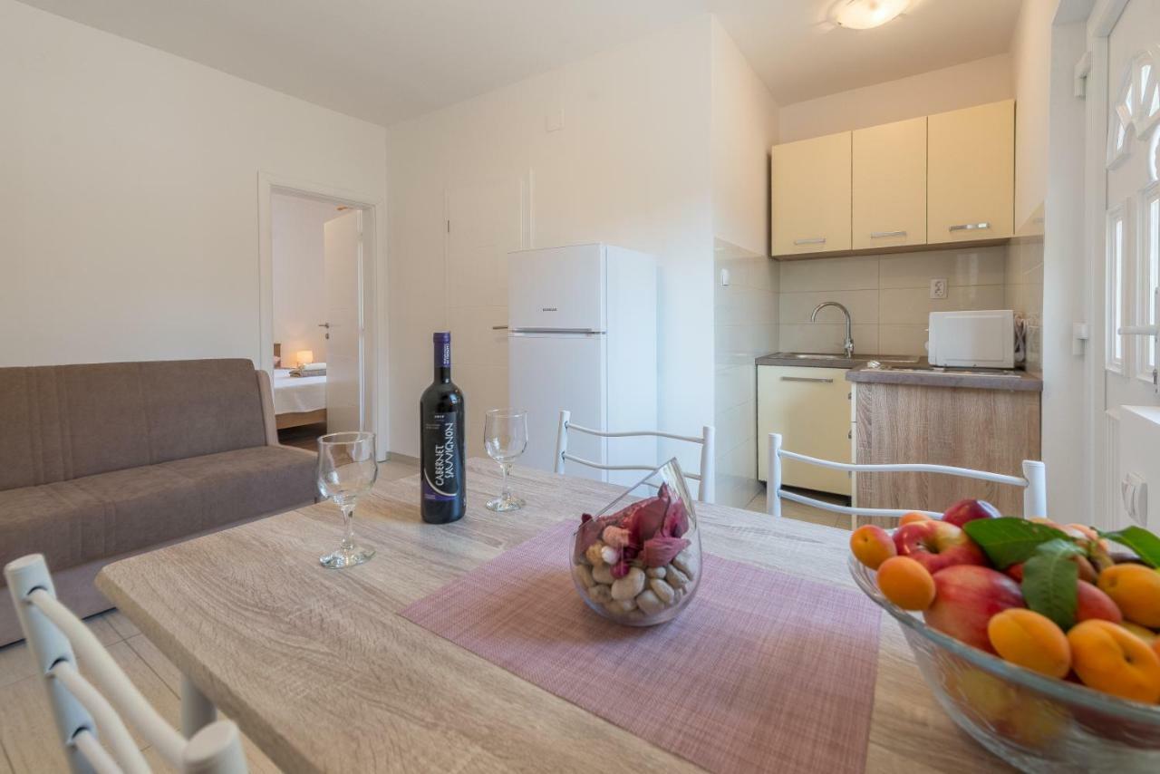 Apartmani Dupor Gornji Karin Zewnętrze zdjęcie