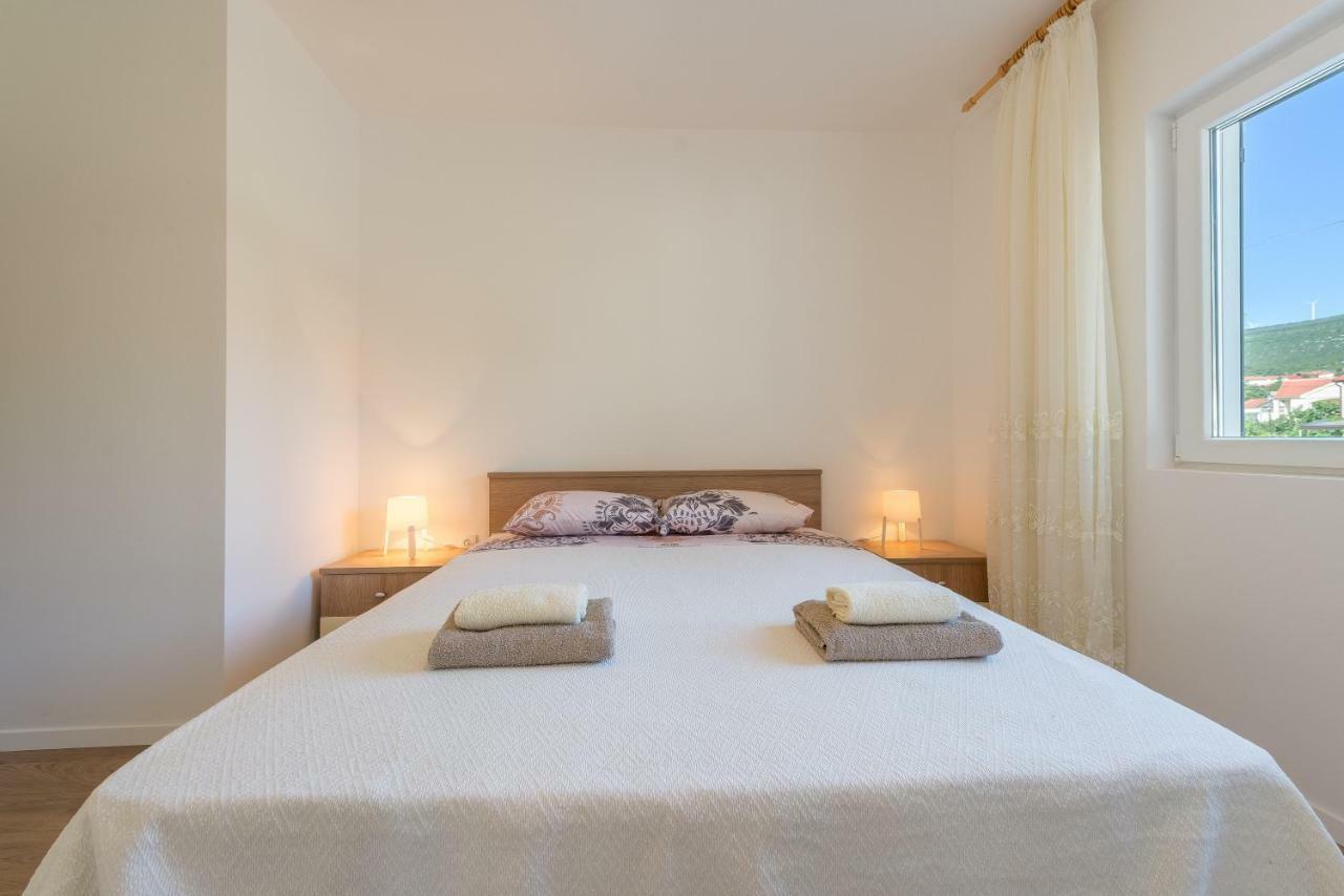 Apartmani Dupor Gornji Karin Zewnętrze zdjęcie
