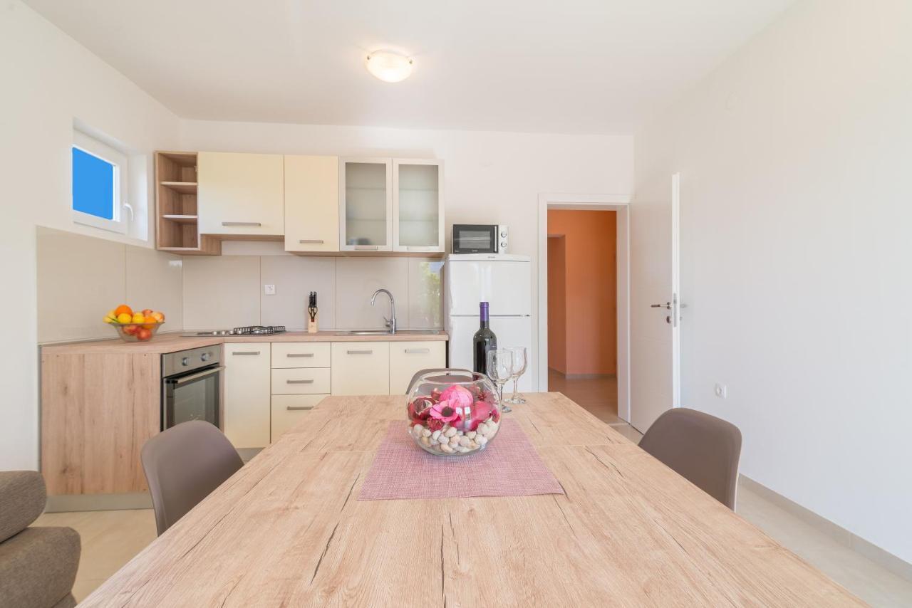Apartmani Dupor Gornji Karin Zewnętrze zdjęcie