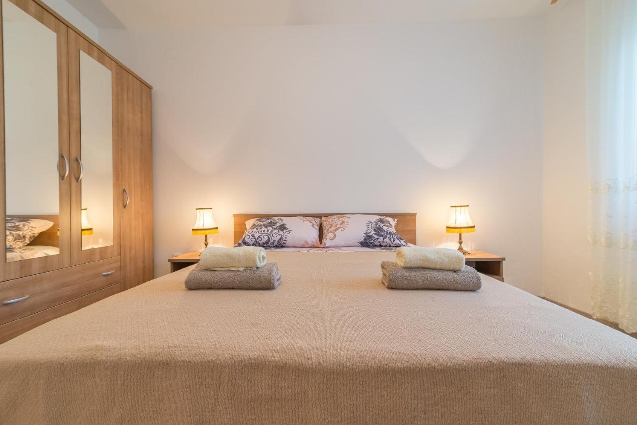 Apartmani Dupor Gornji Karin Zewnętrze zdjęcie