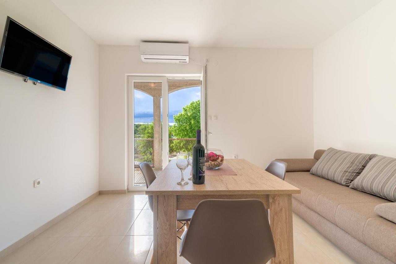 Apartmani Dupor Gornji Karin Zewnętrze zdjęcie